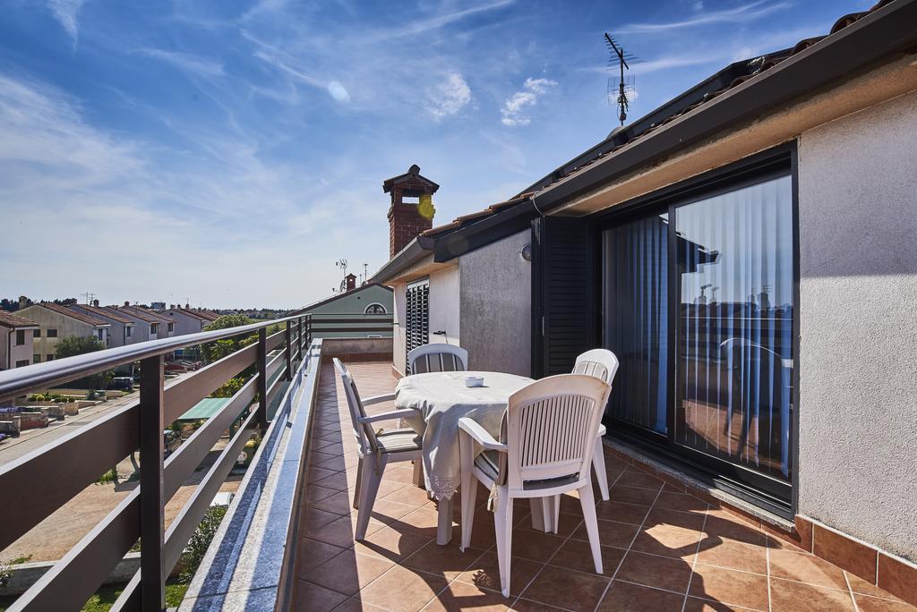 Lovely Roses Appartement Umag Buitenkant foto