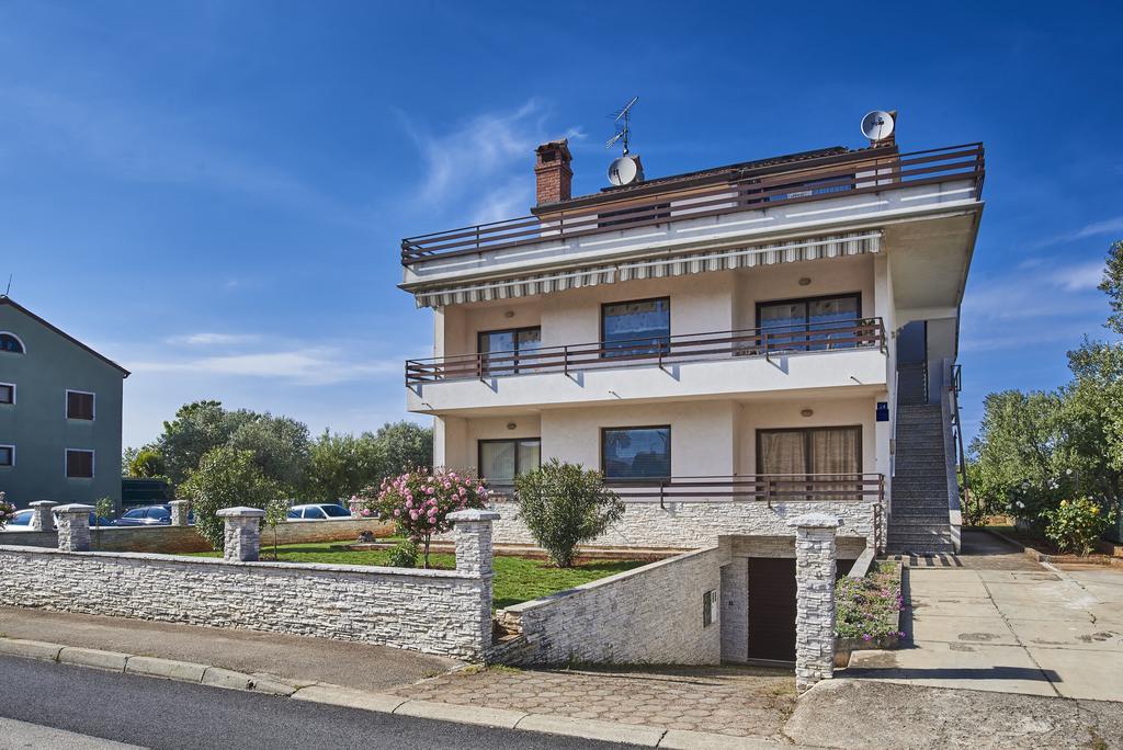 Lovely Roses Appartement Umag Buitenkant foto